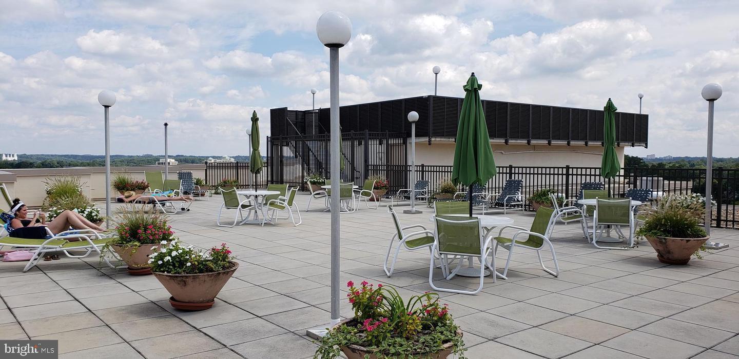 CHEVY CHASE - Residential Lease