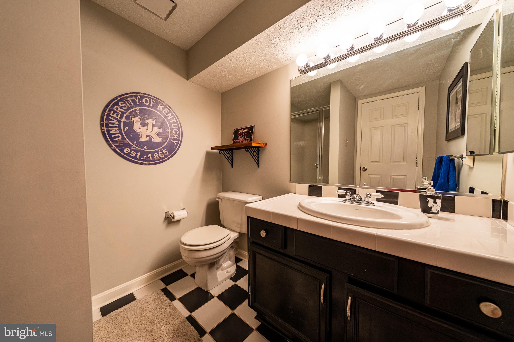 HUNTERS CROSSING - Residential