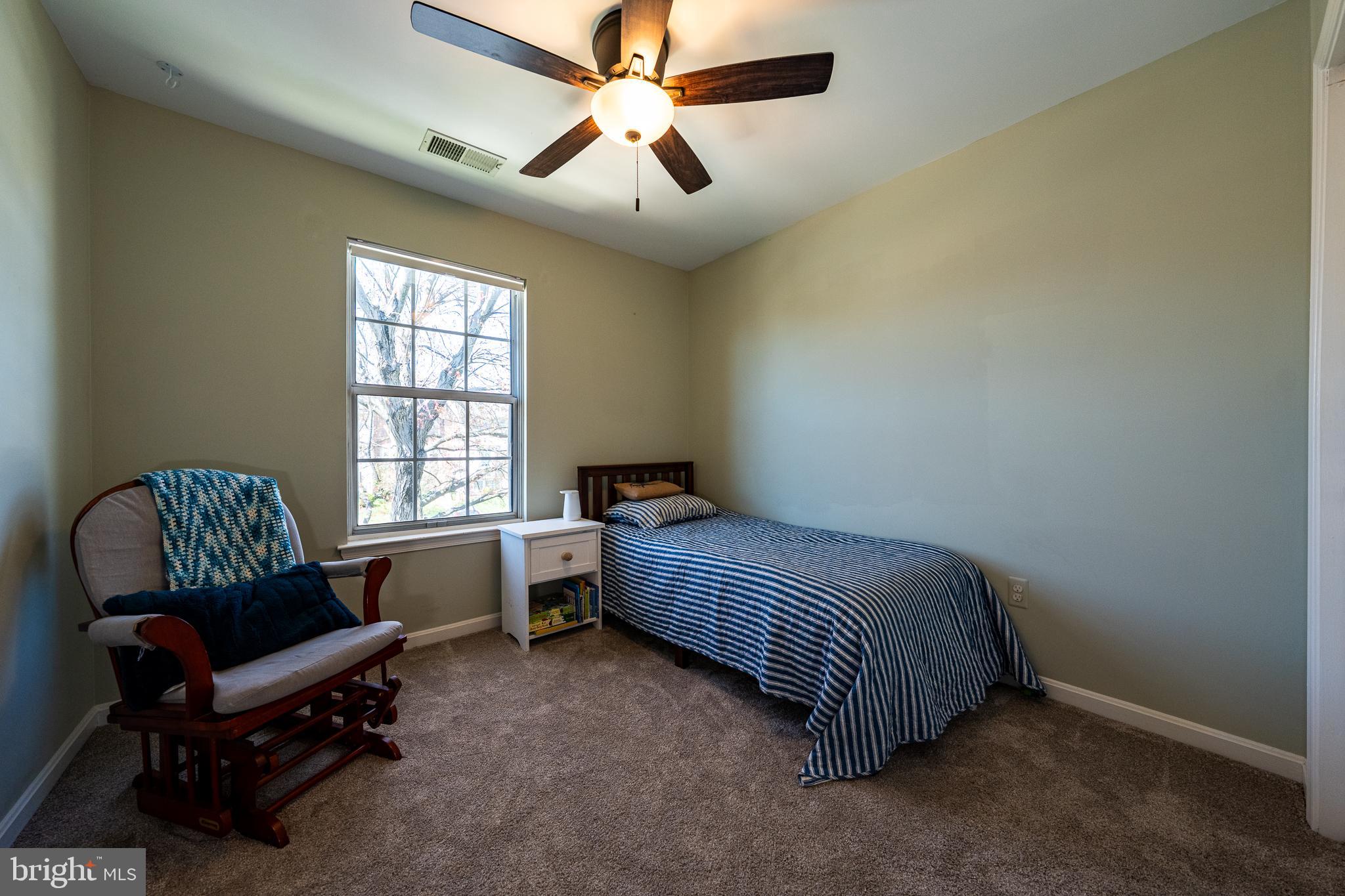 HUNTERS CROSSING - Residential