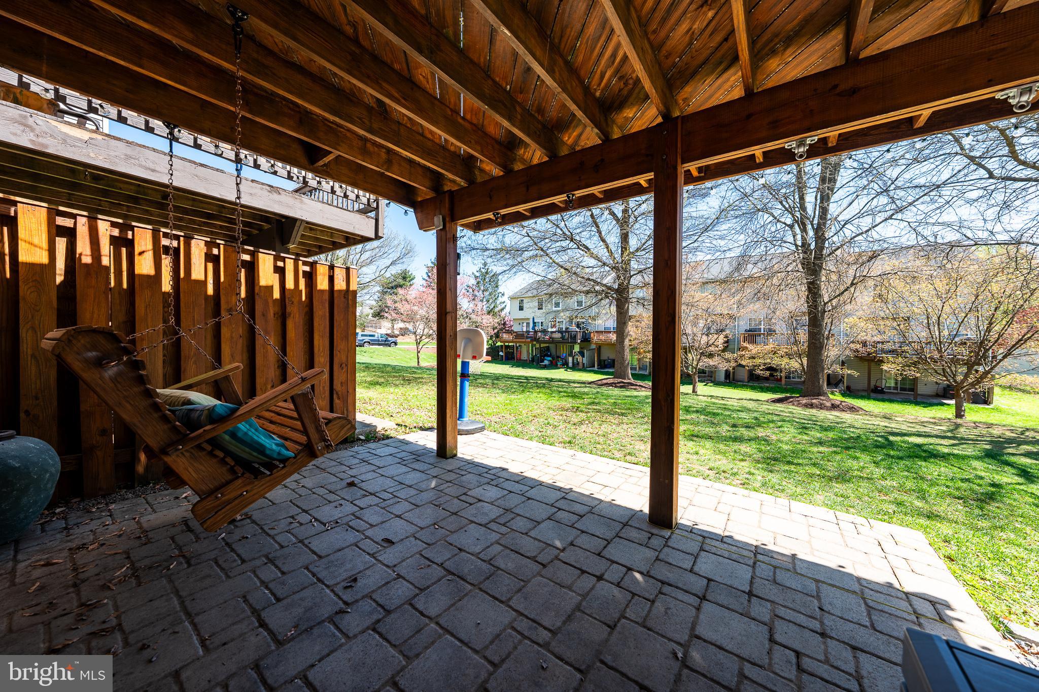 HUNTERS CROSSING - Residential