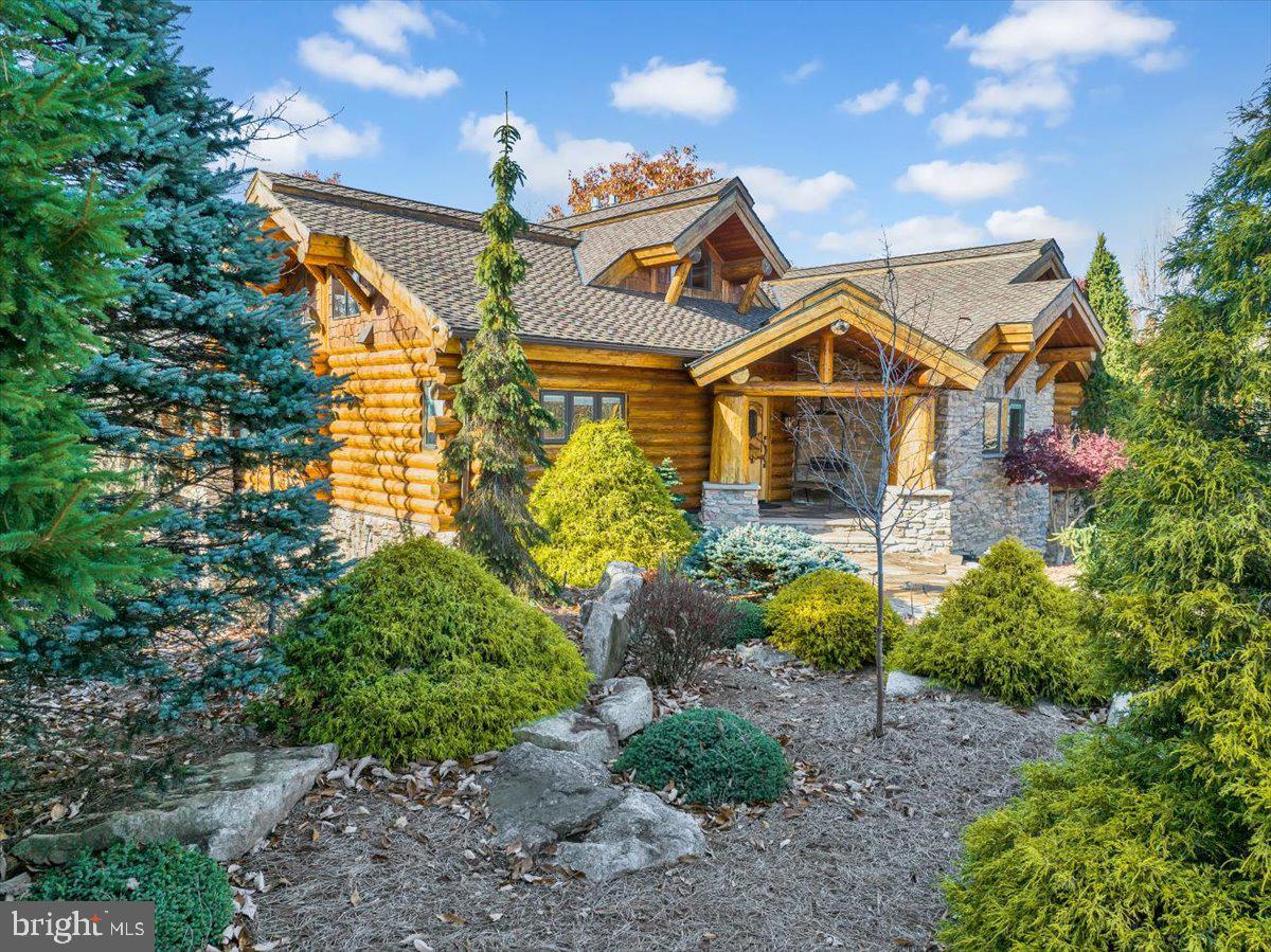 EAGLE ROCK RESORT - Residential