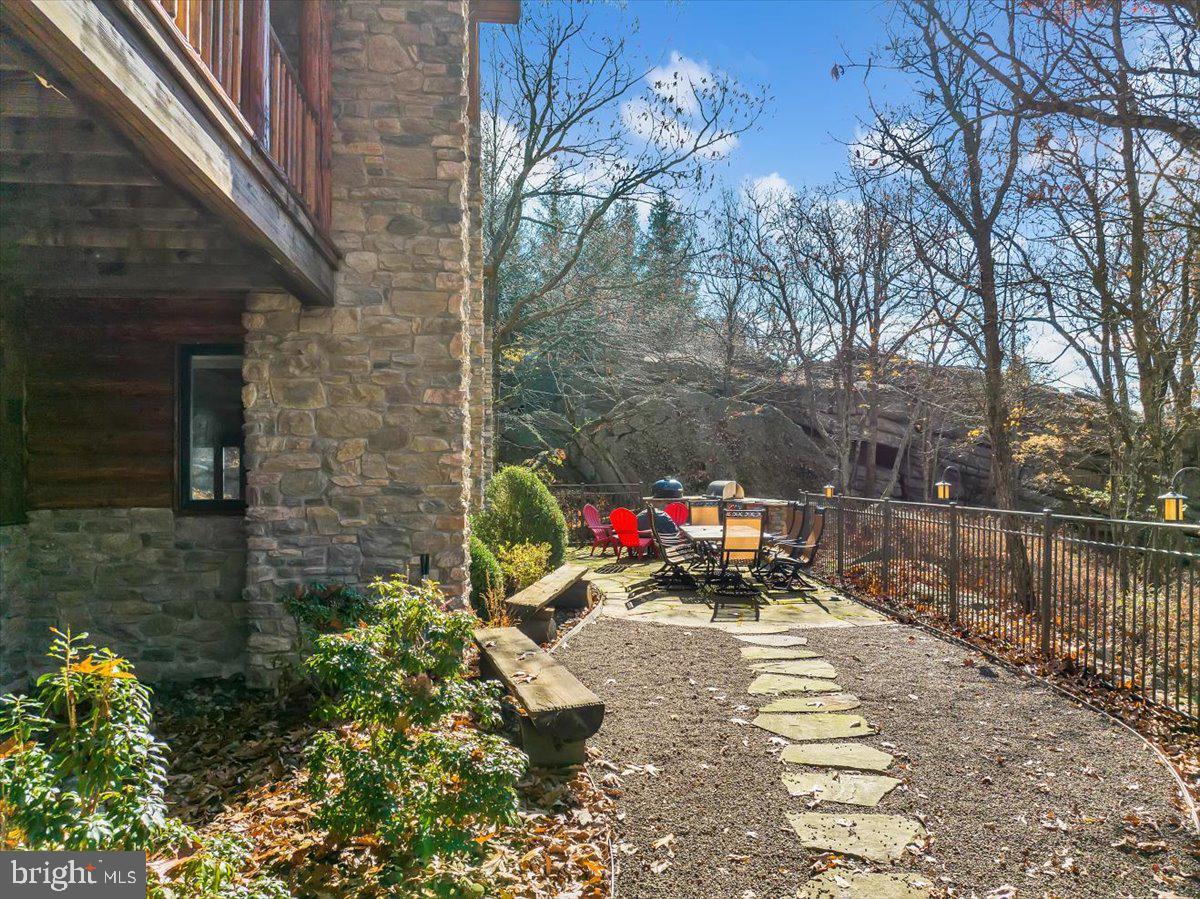 EAGLE ROCK RESORT - Residential