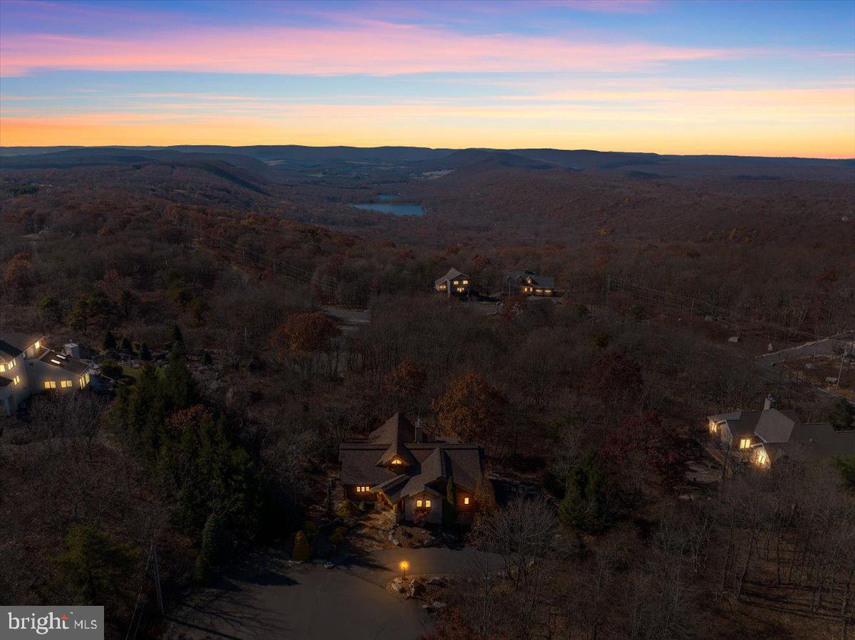 EAGLE ROCK RESORT - Residential