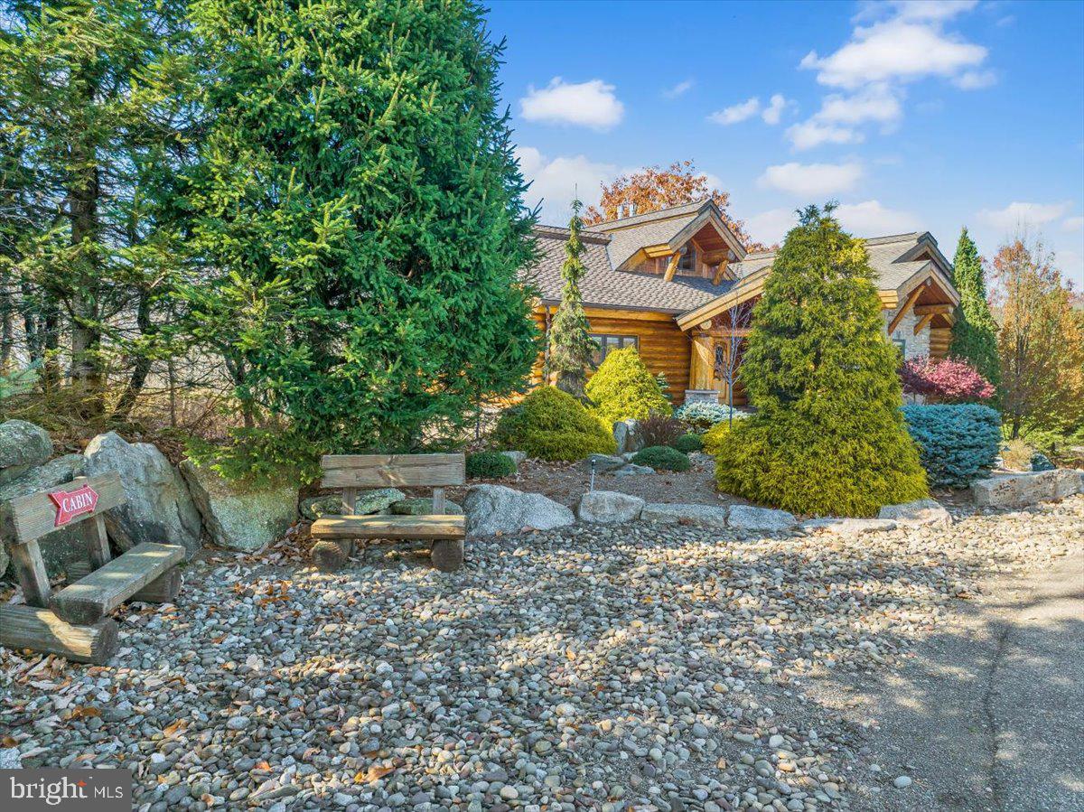 EAGLE ROCK RESORT - Residential