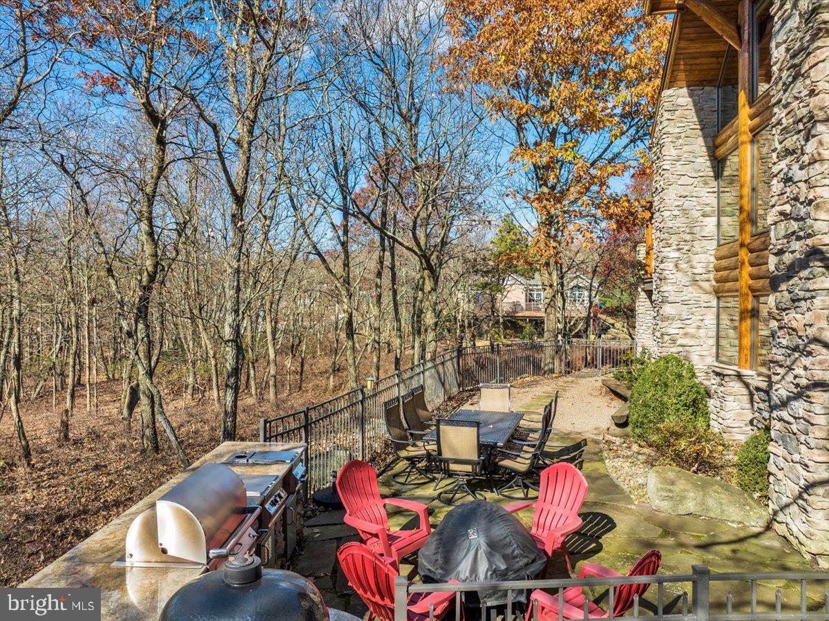 EAGLE ROCK RESORT - Residential