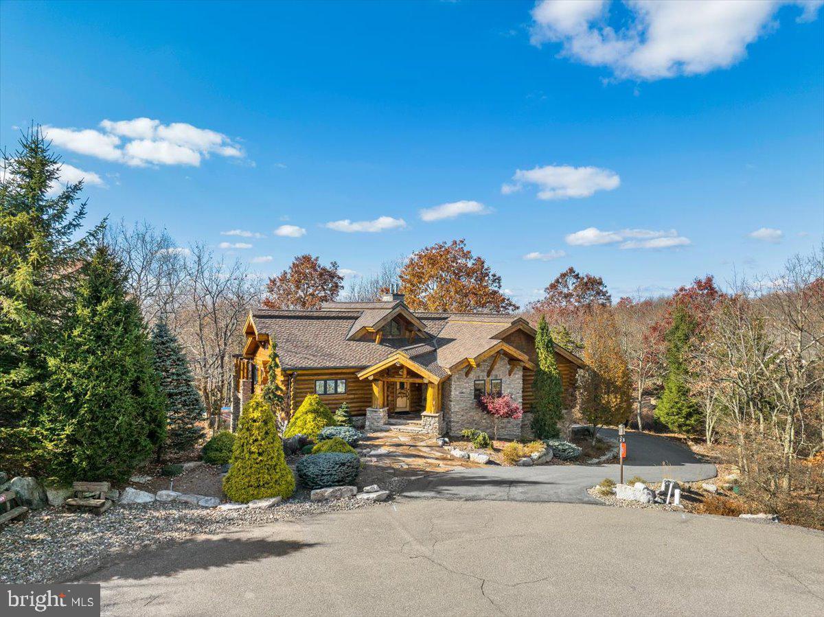 EAGLE ROCK RESORT - Residential