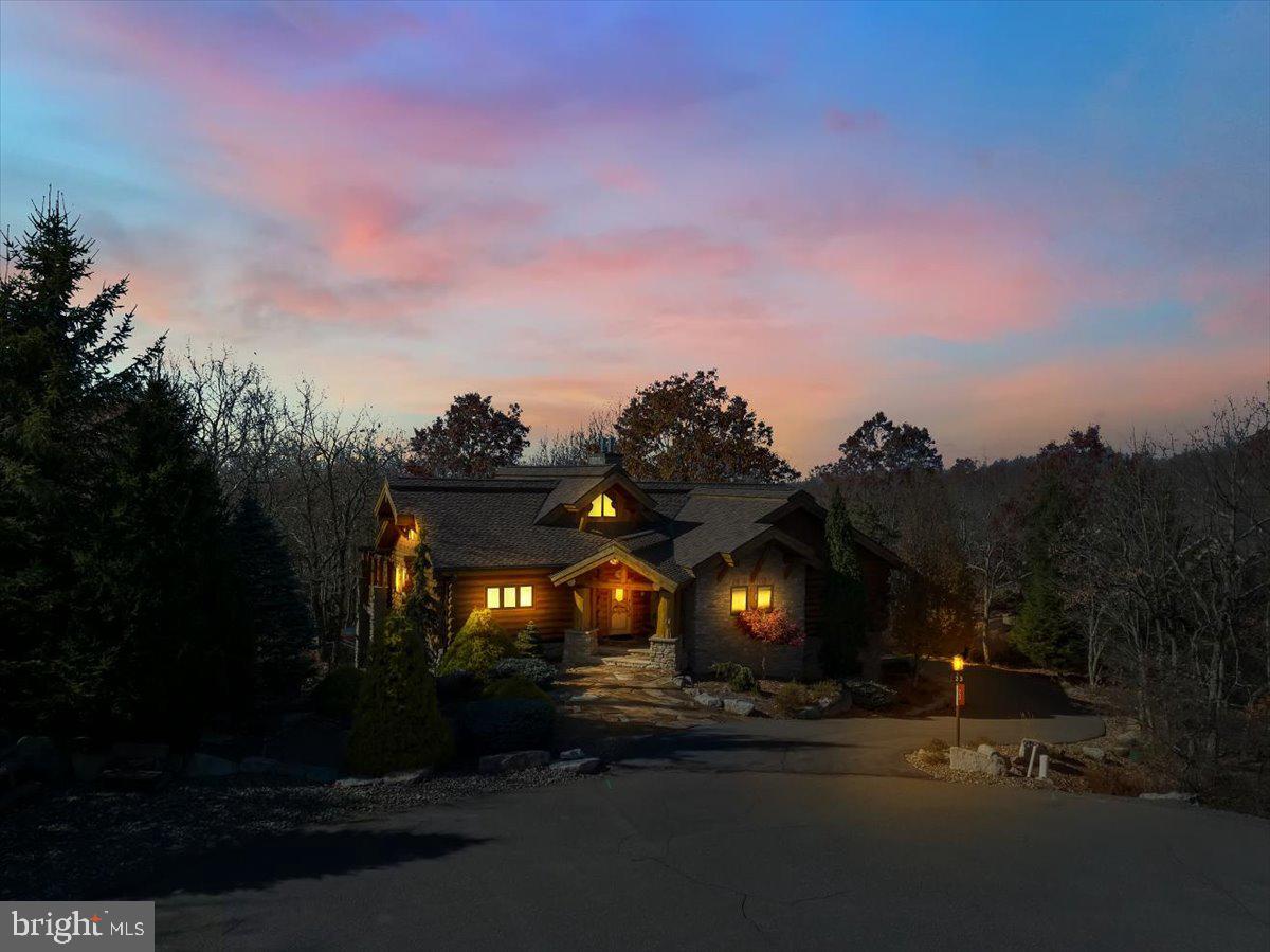 EAGLE ROCK RESORT - Residential