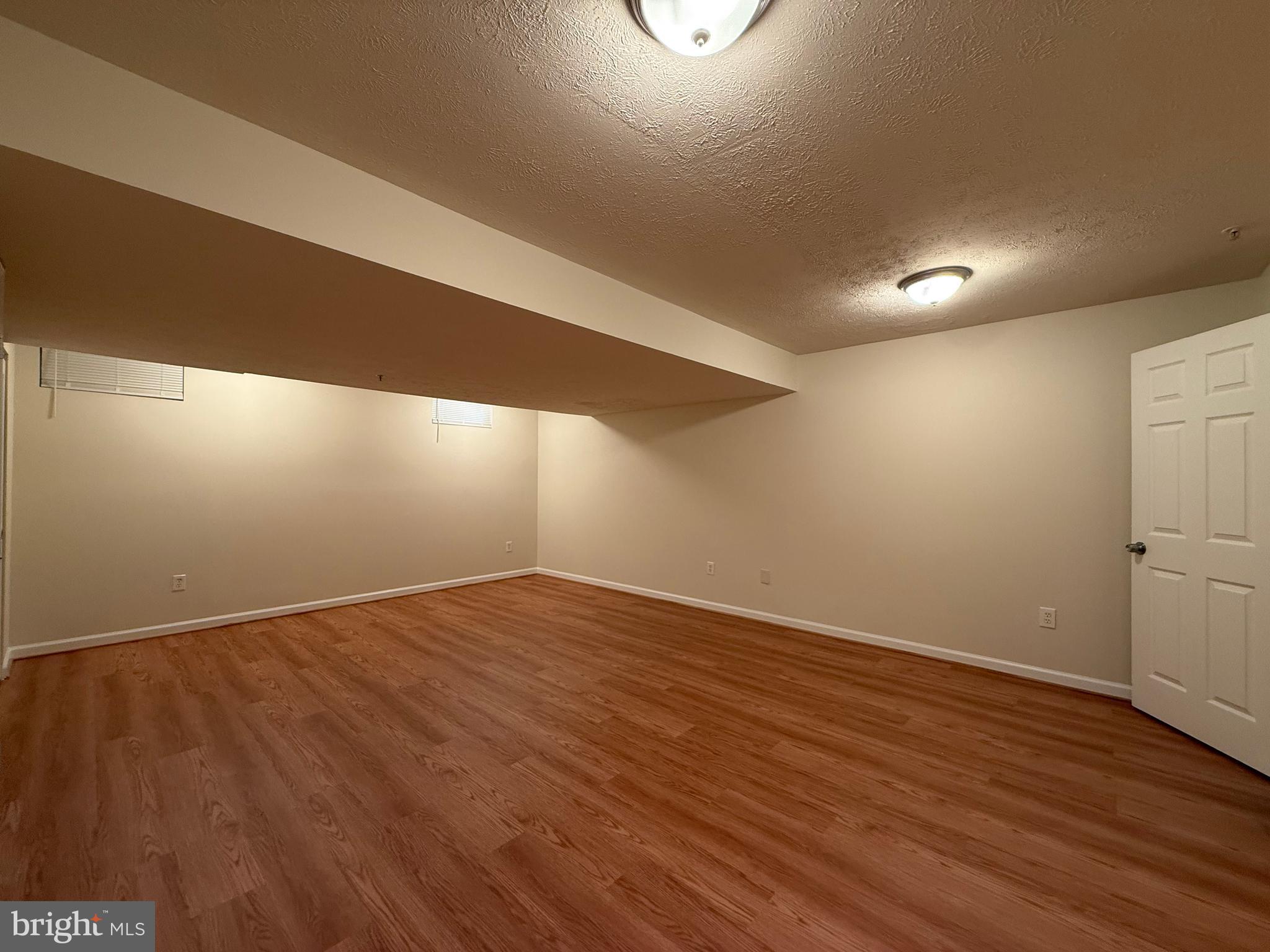 BARKLEY WOODS - Residential Lease