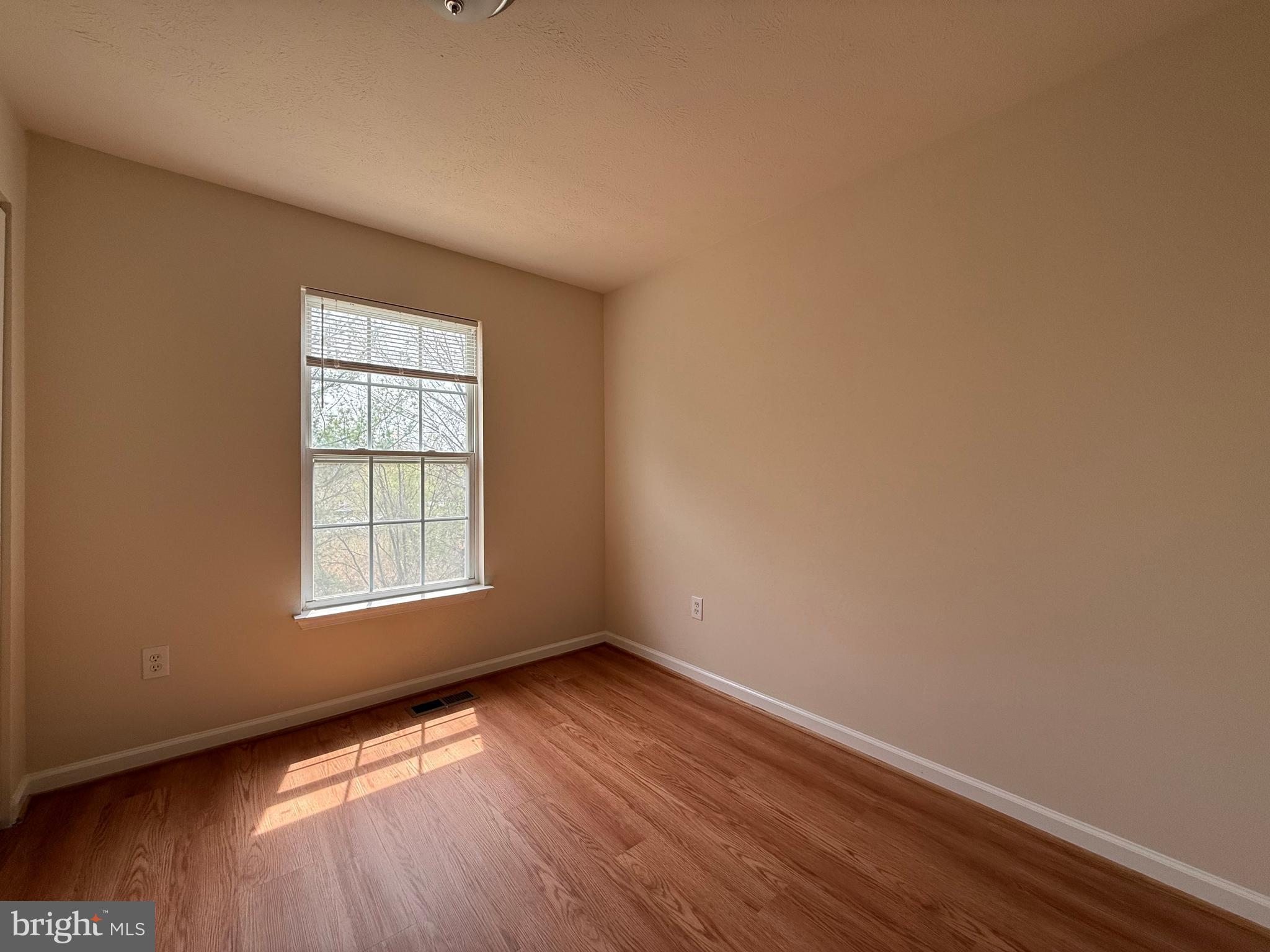 BARKLEY WOODS - Residential Lease