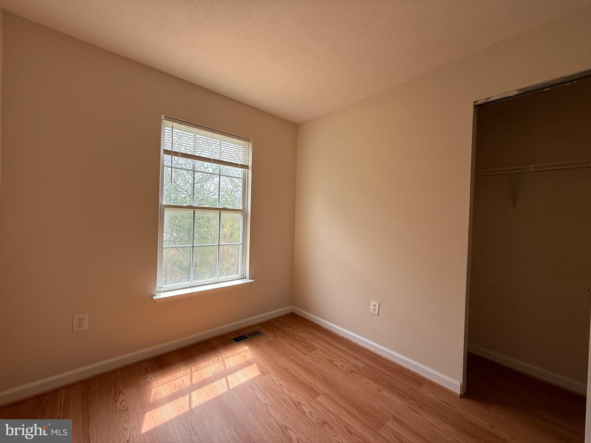 BARKLEY WOODS - Residential Lease