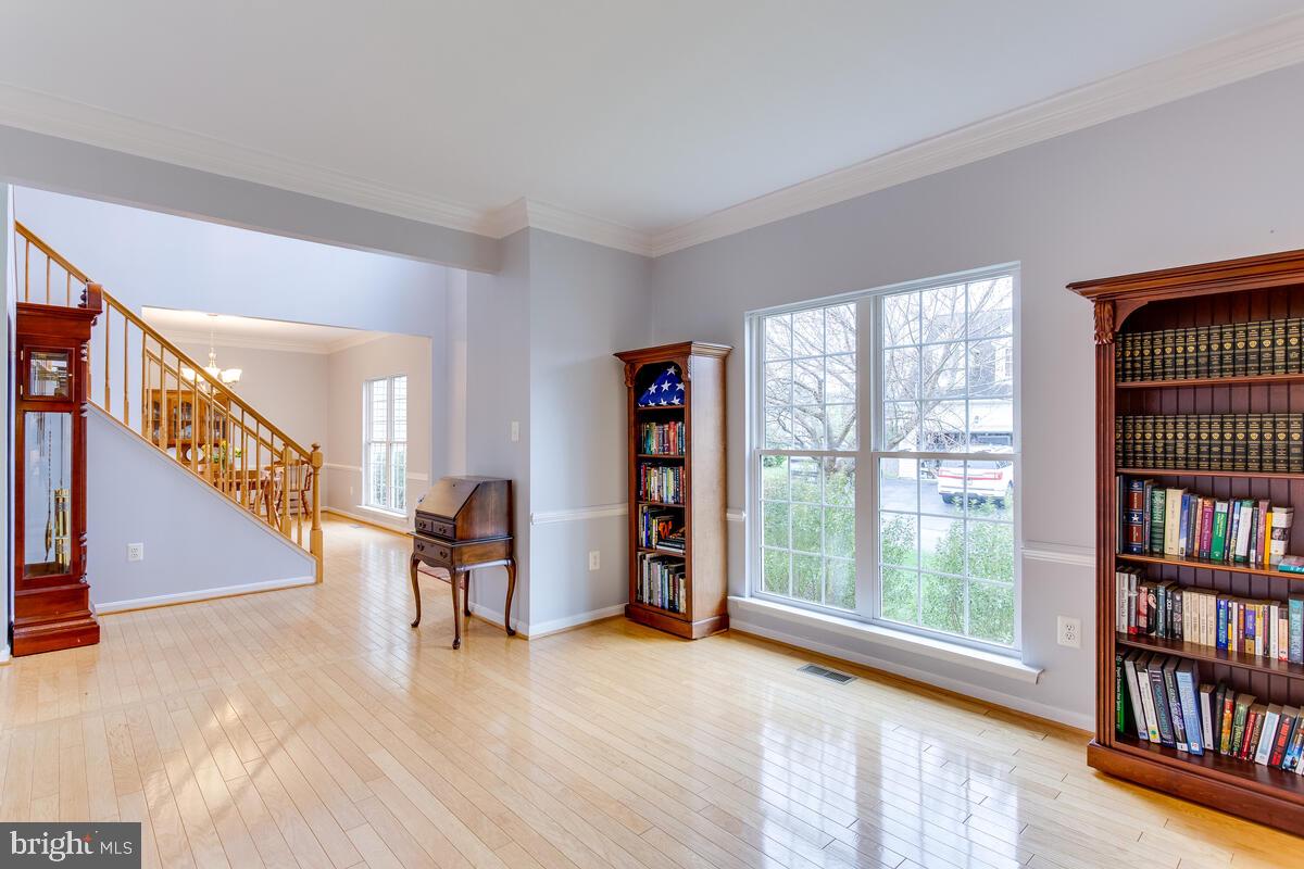 EDGEWOOD - Residential