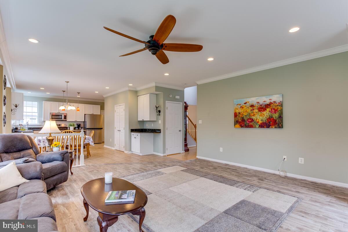 EDGEWOOD - Residential