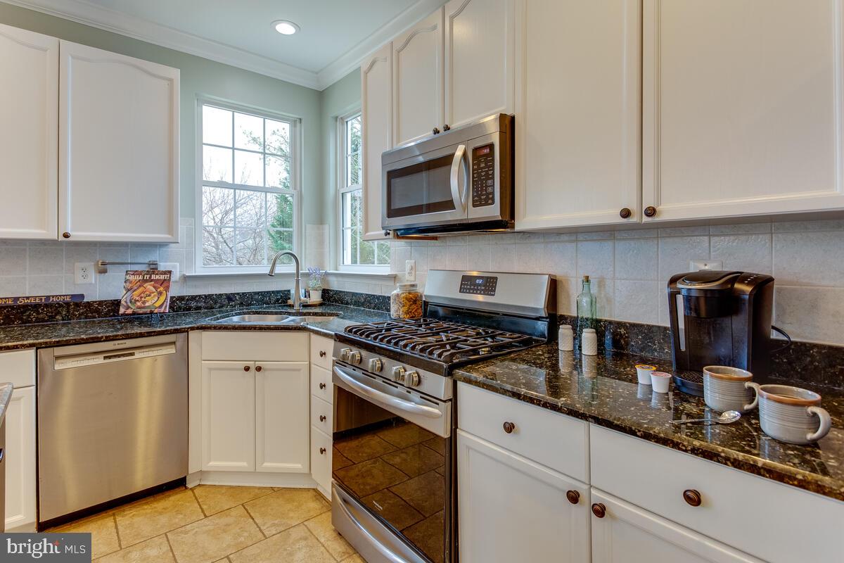 EDGEWOOD - Residential