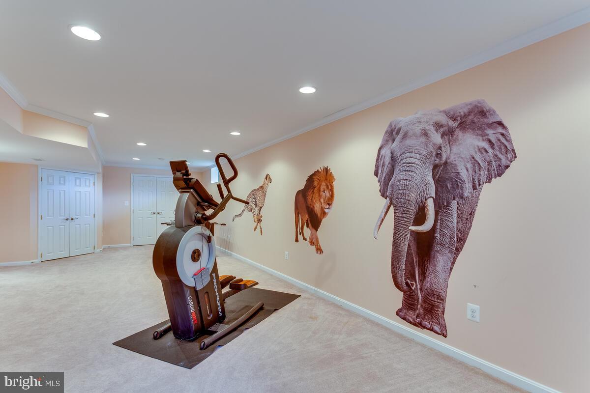 EDGEWOOD - Residential