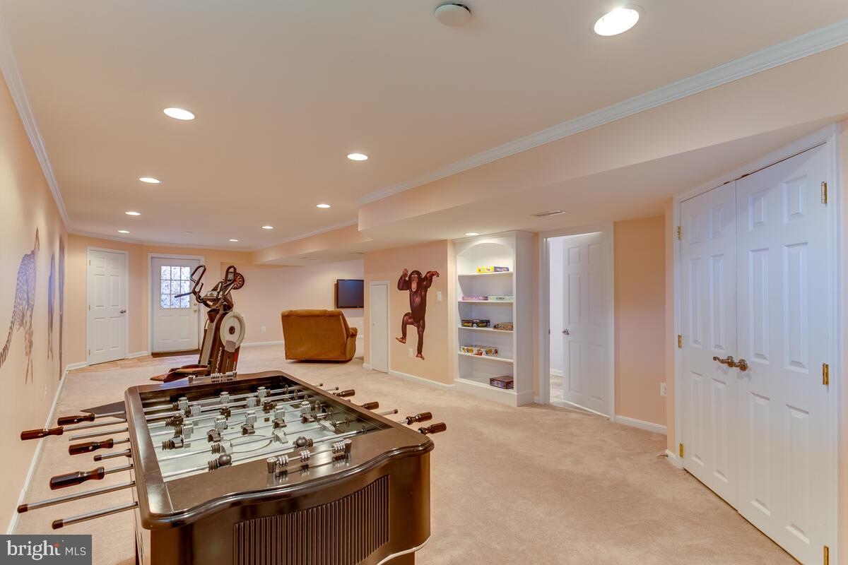 EDGEWOOD - Residential