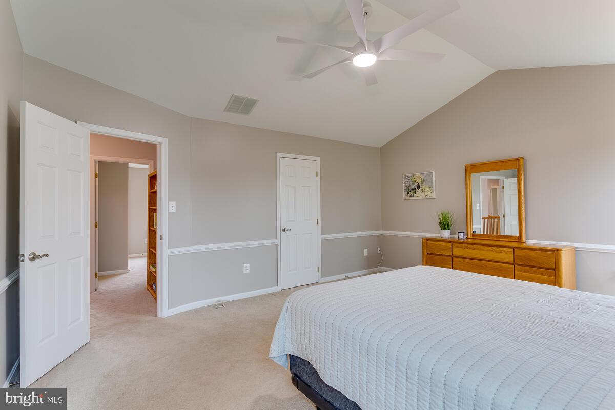 EDGEWOOD - Residential