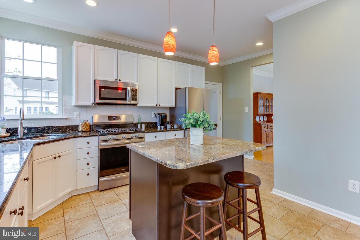 EDGEWOOD - Residential