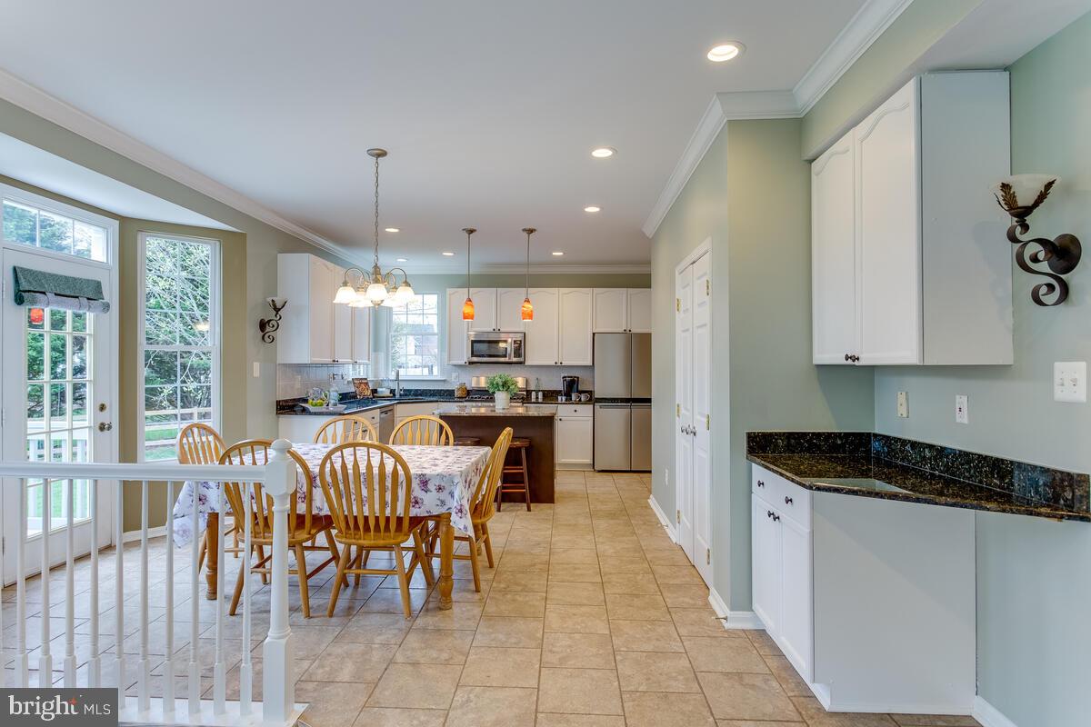 EDGEWOOD - Residential