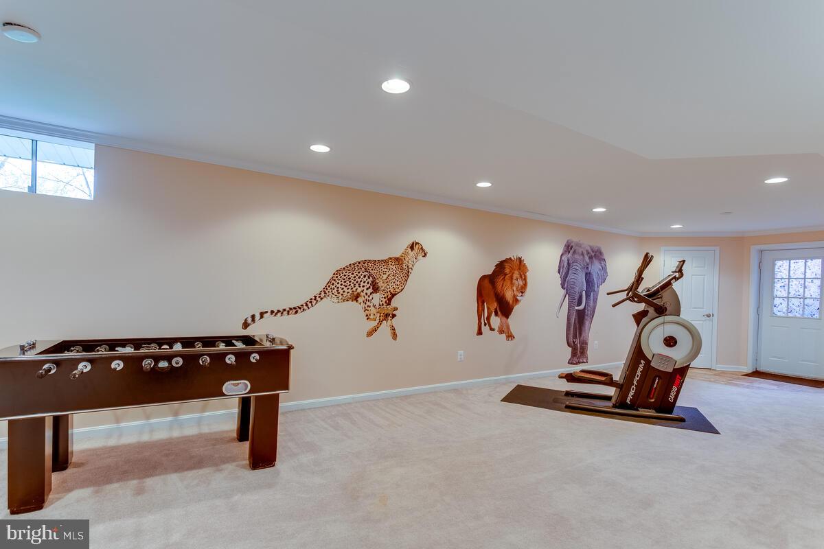 EDGEWOOD - Residential