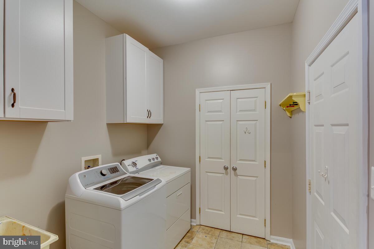 EDGEWOOD - Residential