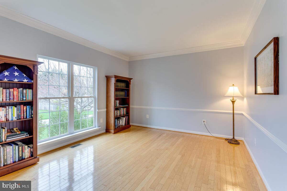 EDGEWOOD - Residential