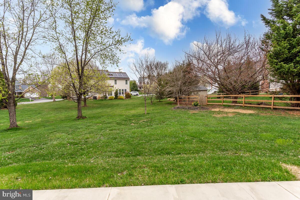 EDGEWOOD - Residential