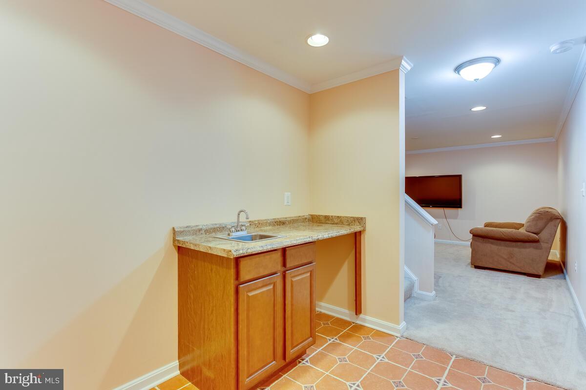 EDGEWOOD - Residential