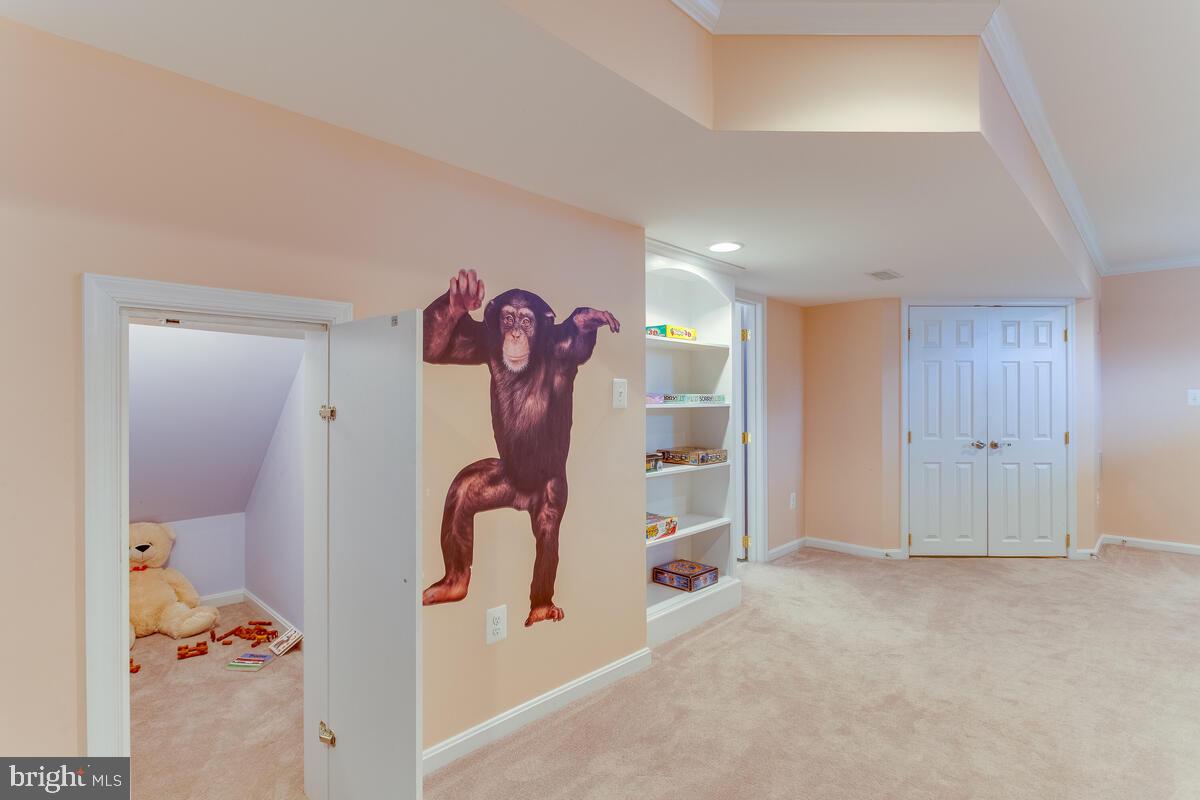 EDGEWOOD - Residential