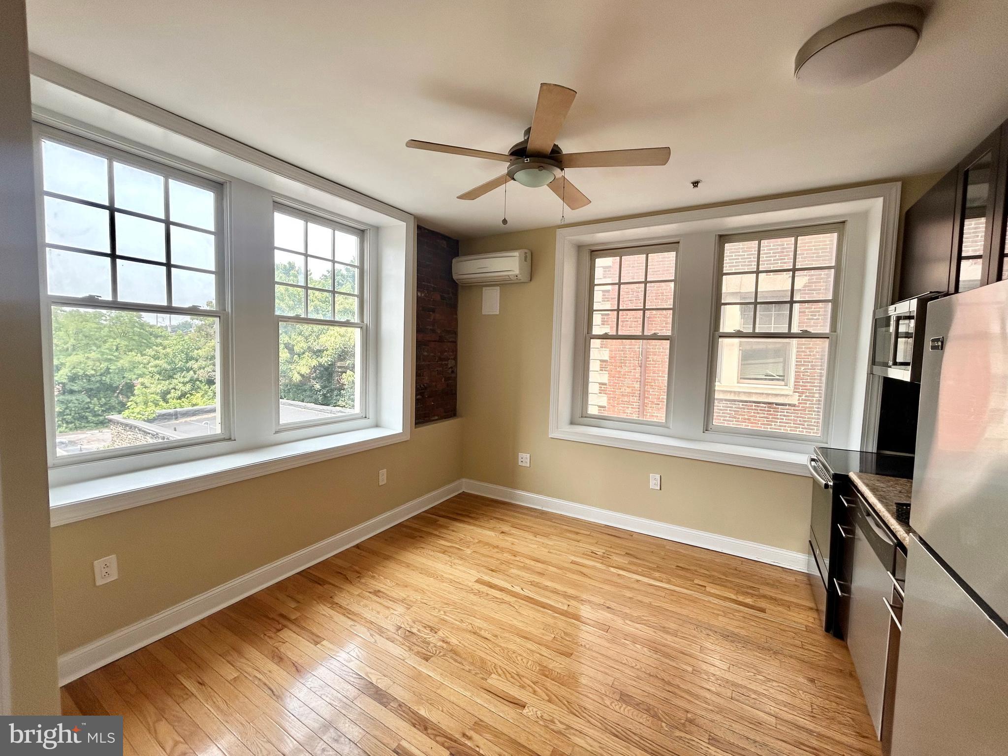 Welcome to 319 W Chelten Ave, a stylish 1-bedroom apartment offering a warm, modern feel in the heart of vibrant Germantown. This spacious unit features hardwood floors, oversized windows that flood the space with natural light, and central air for year-round comfort. With ample storage and an open layout, the apartment balances functionality and style.
Residents enjoy walkable access to groceries, local shops, and public transit, along with easy street parking and an on-site fitness center.
Pet-friendly on a case-by-case basis, this home delivers comfort and convenience in one of Philadelphia’s most historic and welcoming neighborhoods.
Schedule your showing today!