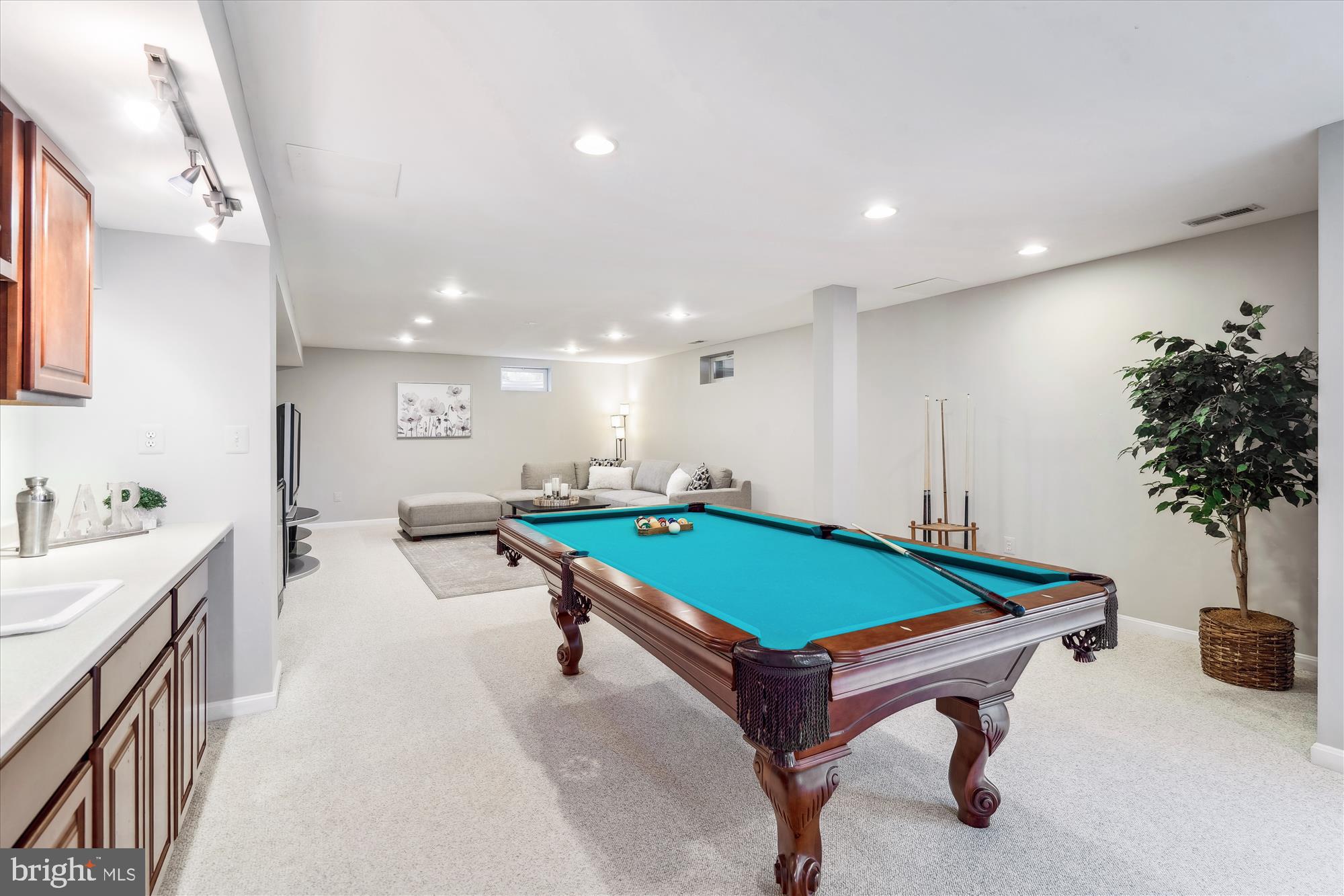 ASHLEIGH KNOLLS - Residential