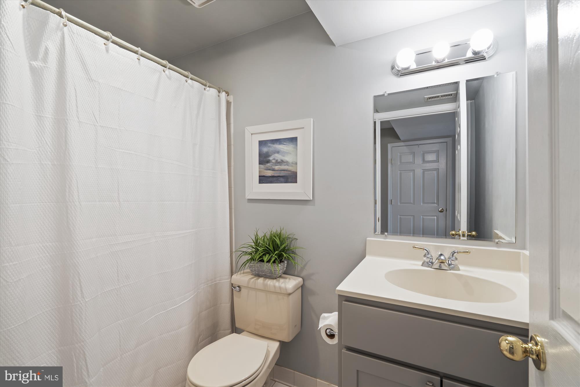 ASHLEIGH KNOLLS - Residential