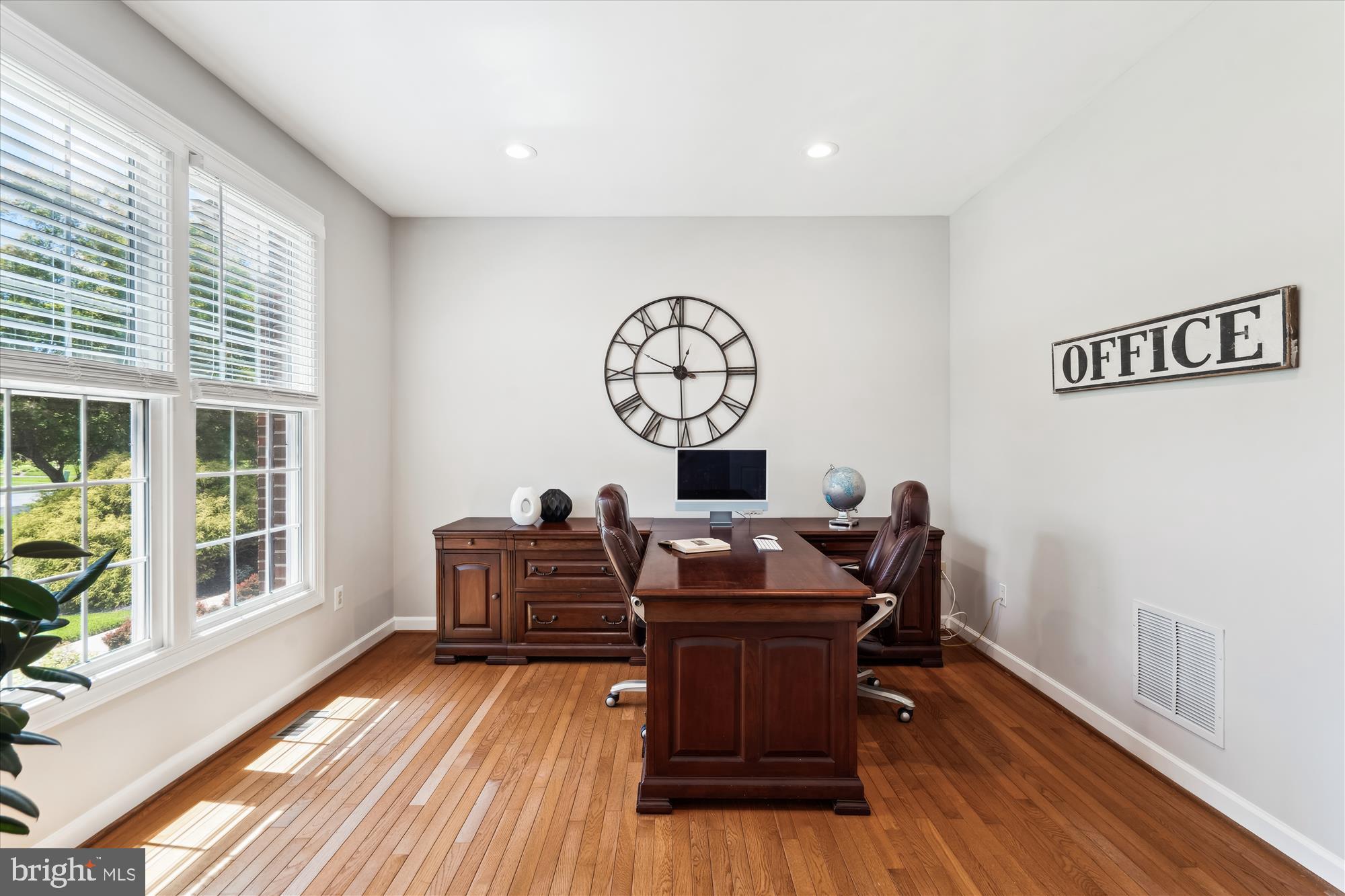 ASHLEIGH KNOLLS - Residential