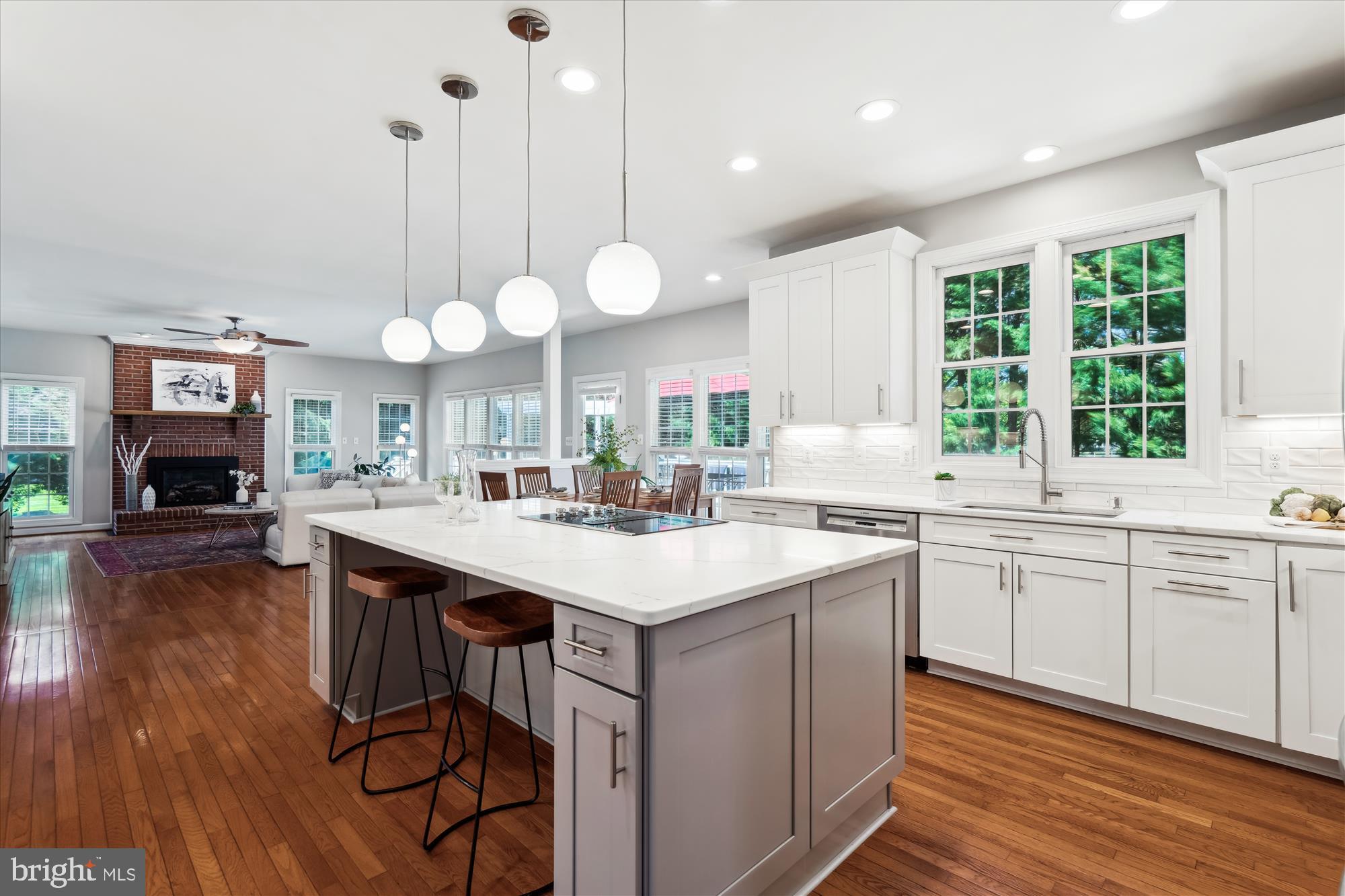 ASHLEIGH KNOLLS - Residential