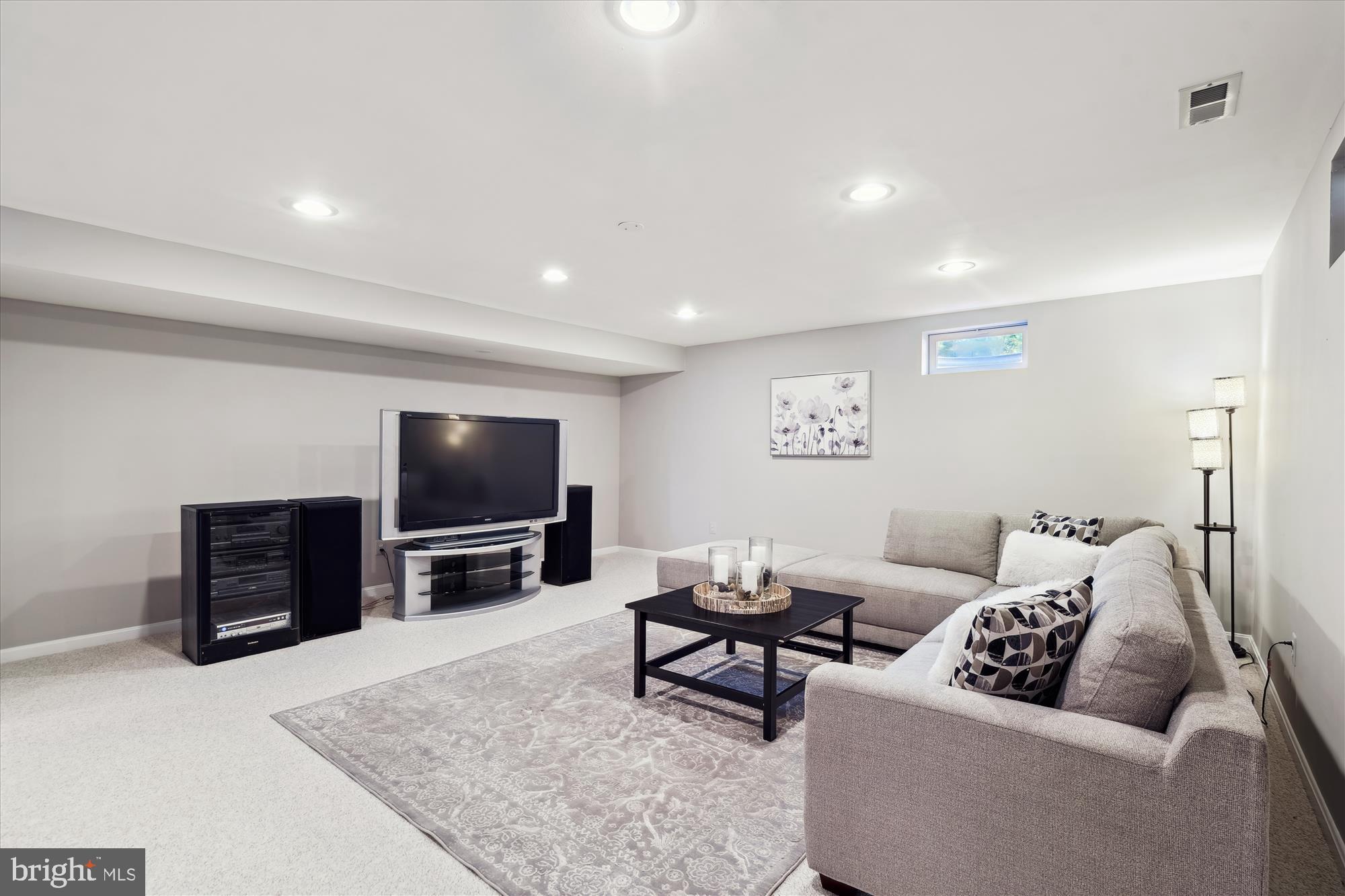 ASHLEIGH KNOLLS - Residential