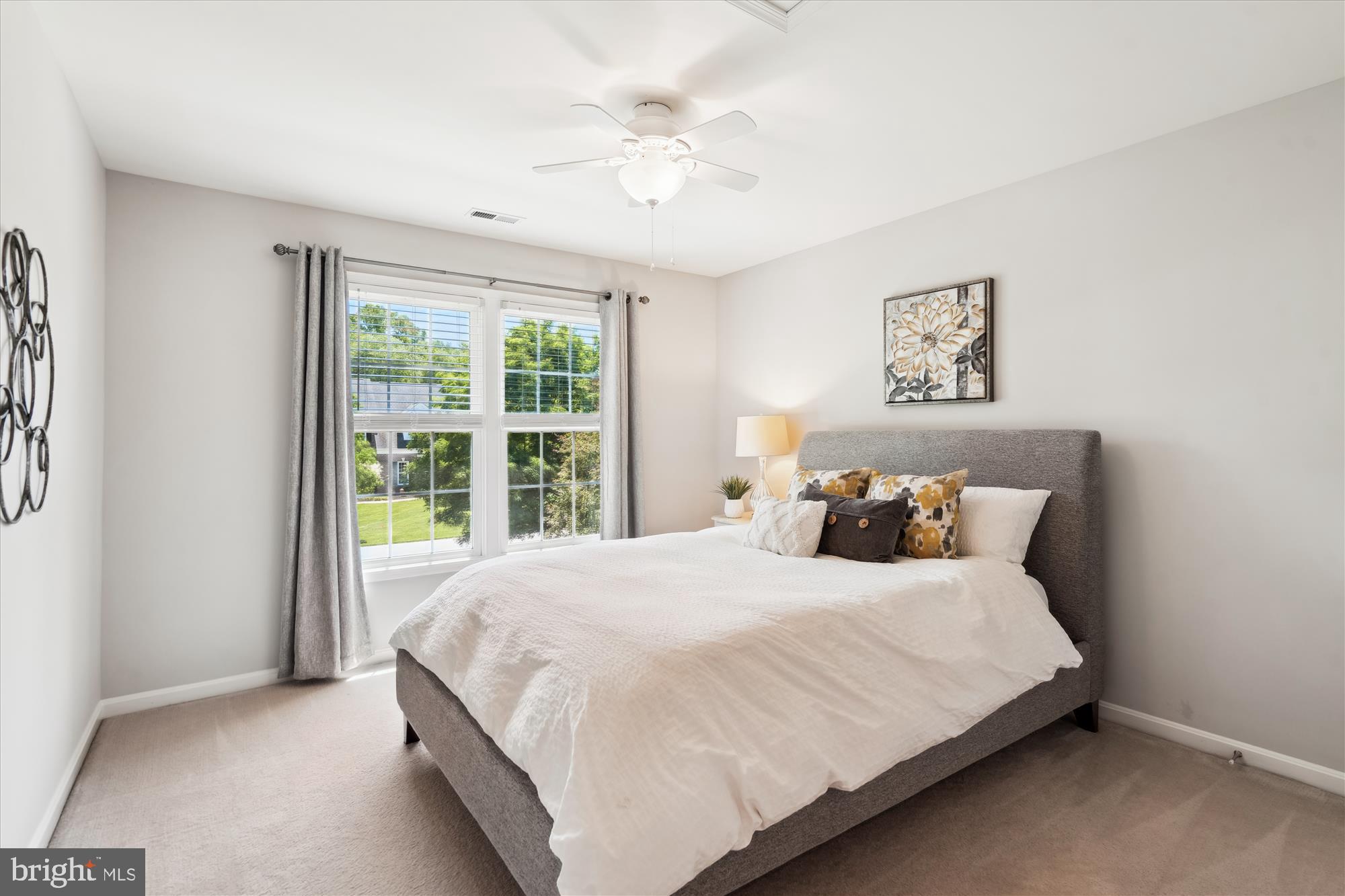 ASHLEIGH KNOLLS - Residential