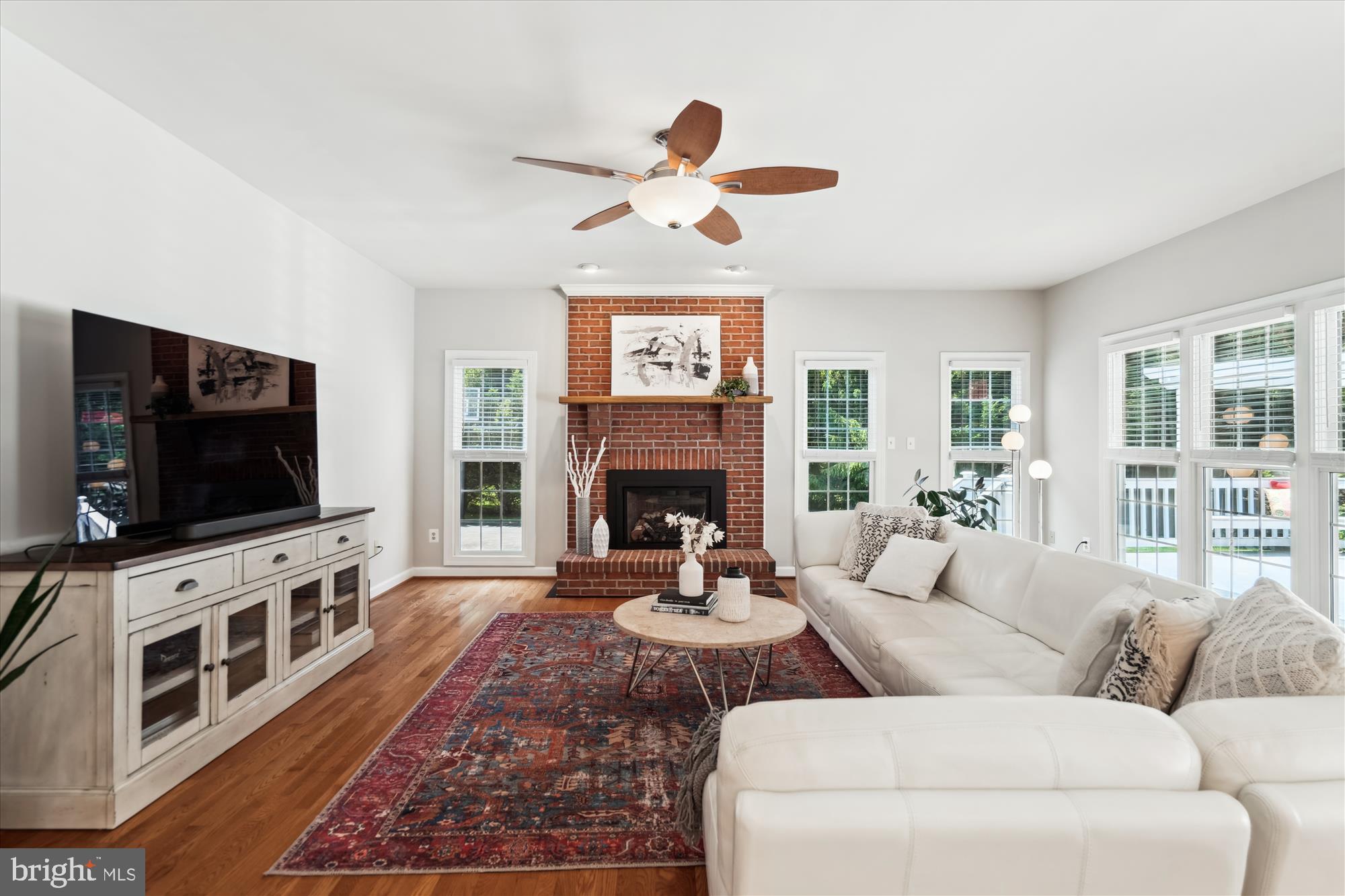 ASHLEIGH KNOLLS - Residential