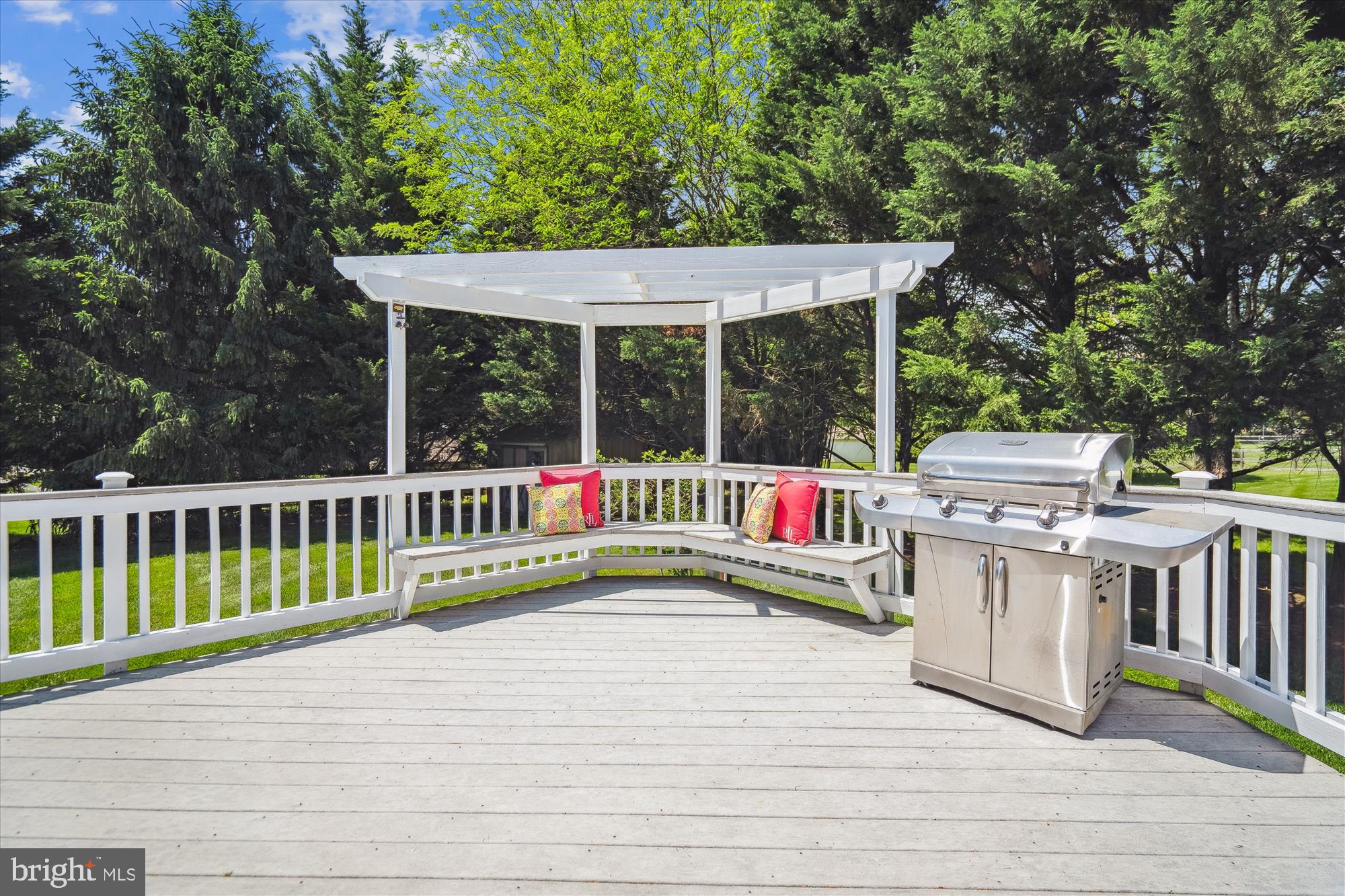 ASHLEIGH KNOLLS - Residential