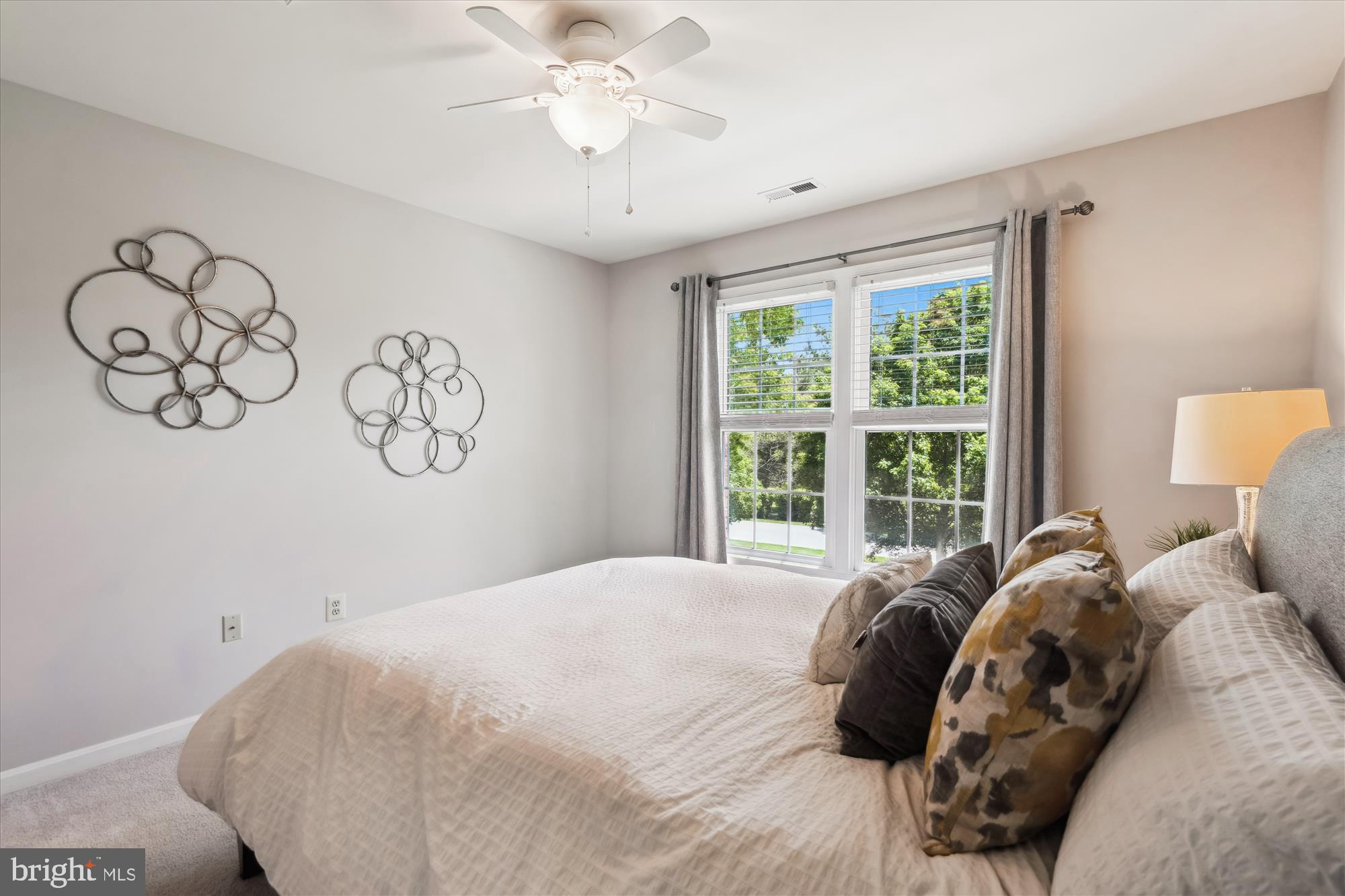 ASHLEIGH KNOLLS - Residential