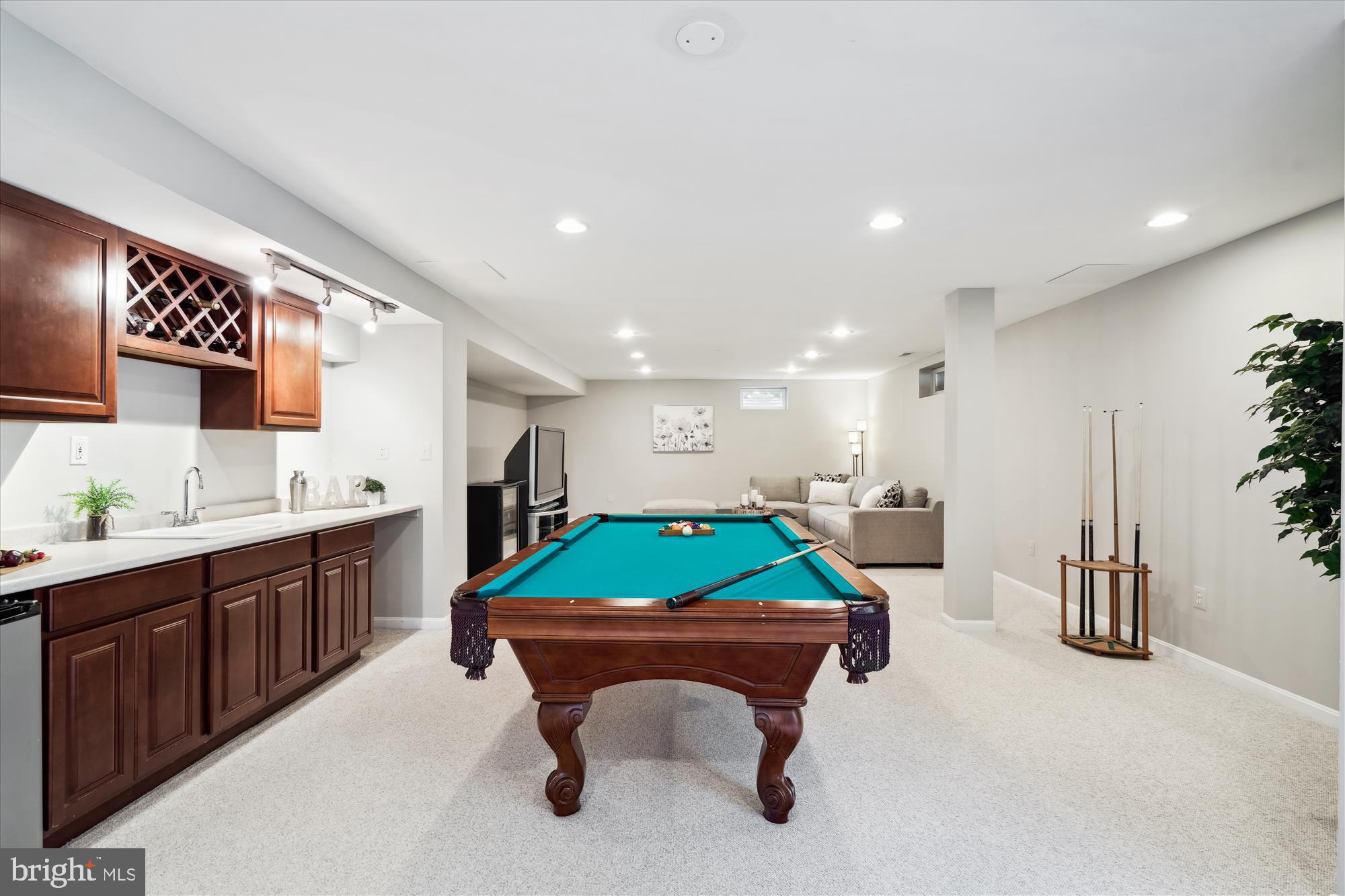 ASHLEIGH KNOLLS - Residential