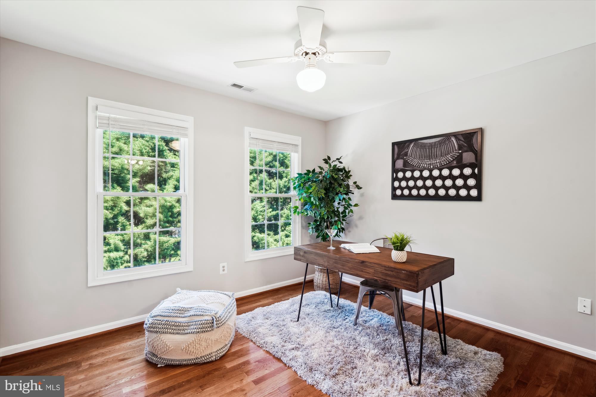 ASHLEIGH KNOLLS - Residential