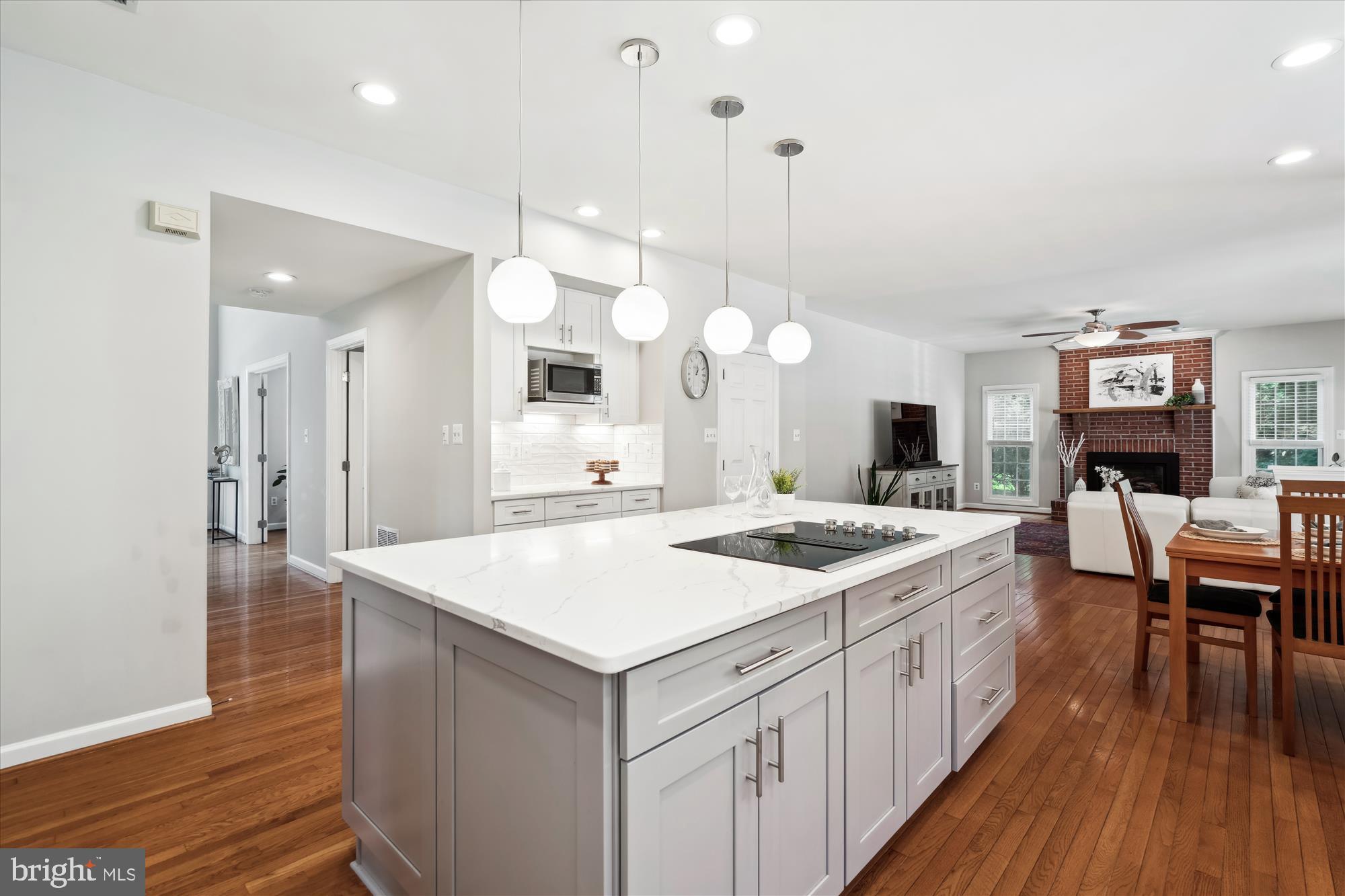 ASHLEIGH KNOLLS - Residential