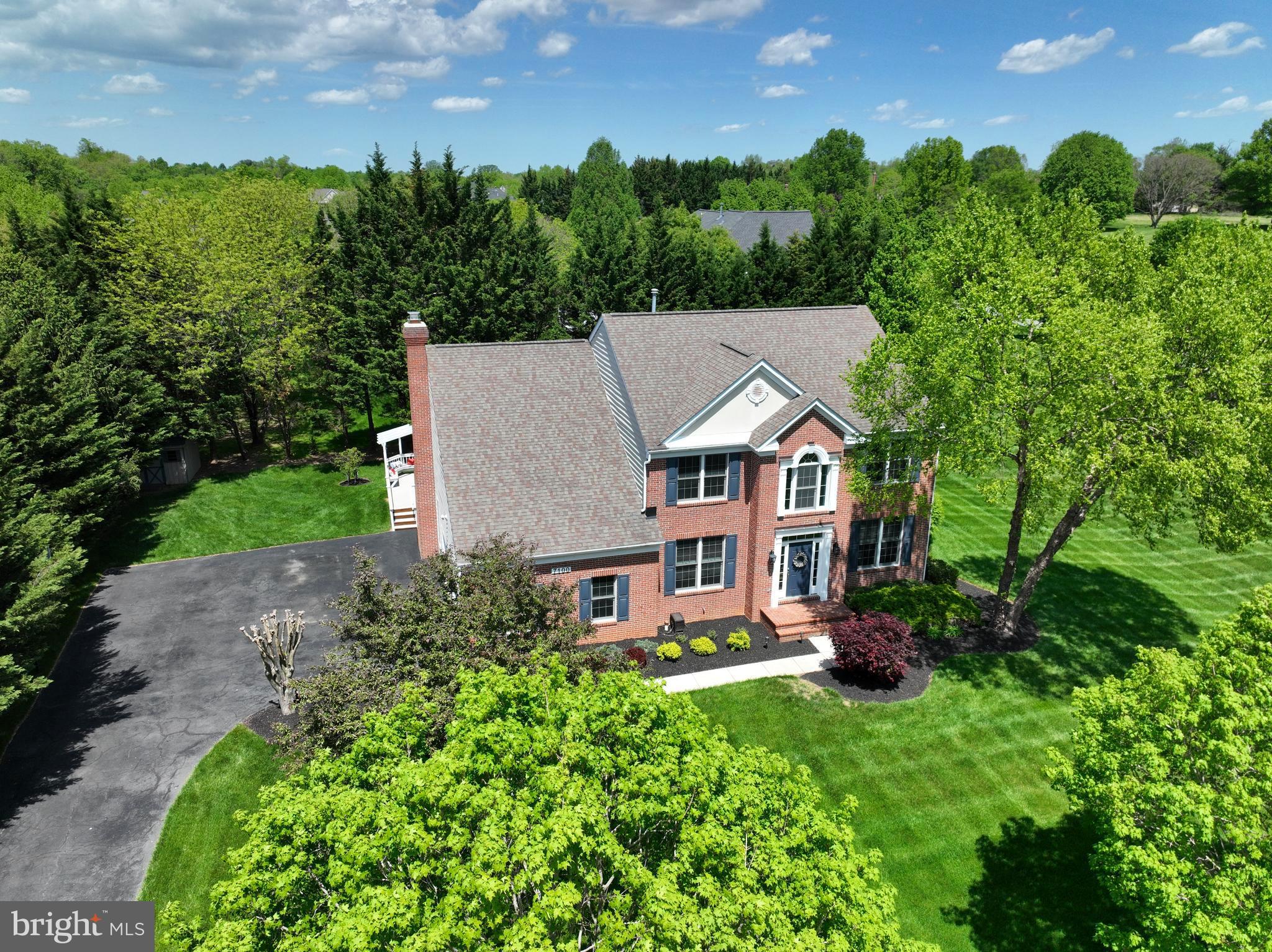 7100 CRABBURY COURT