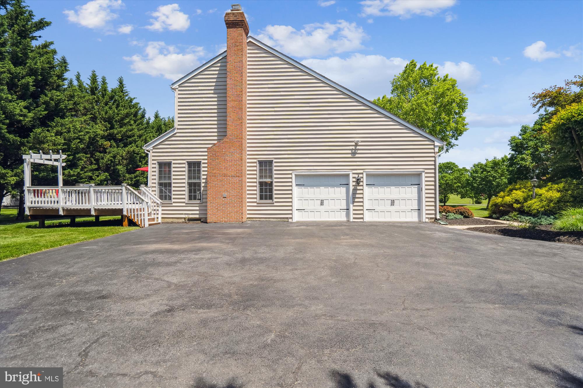 ASHLEIGH KNOLLS - Residential