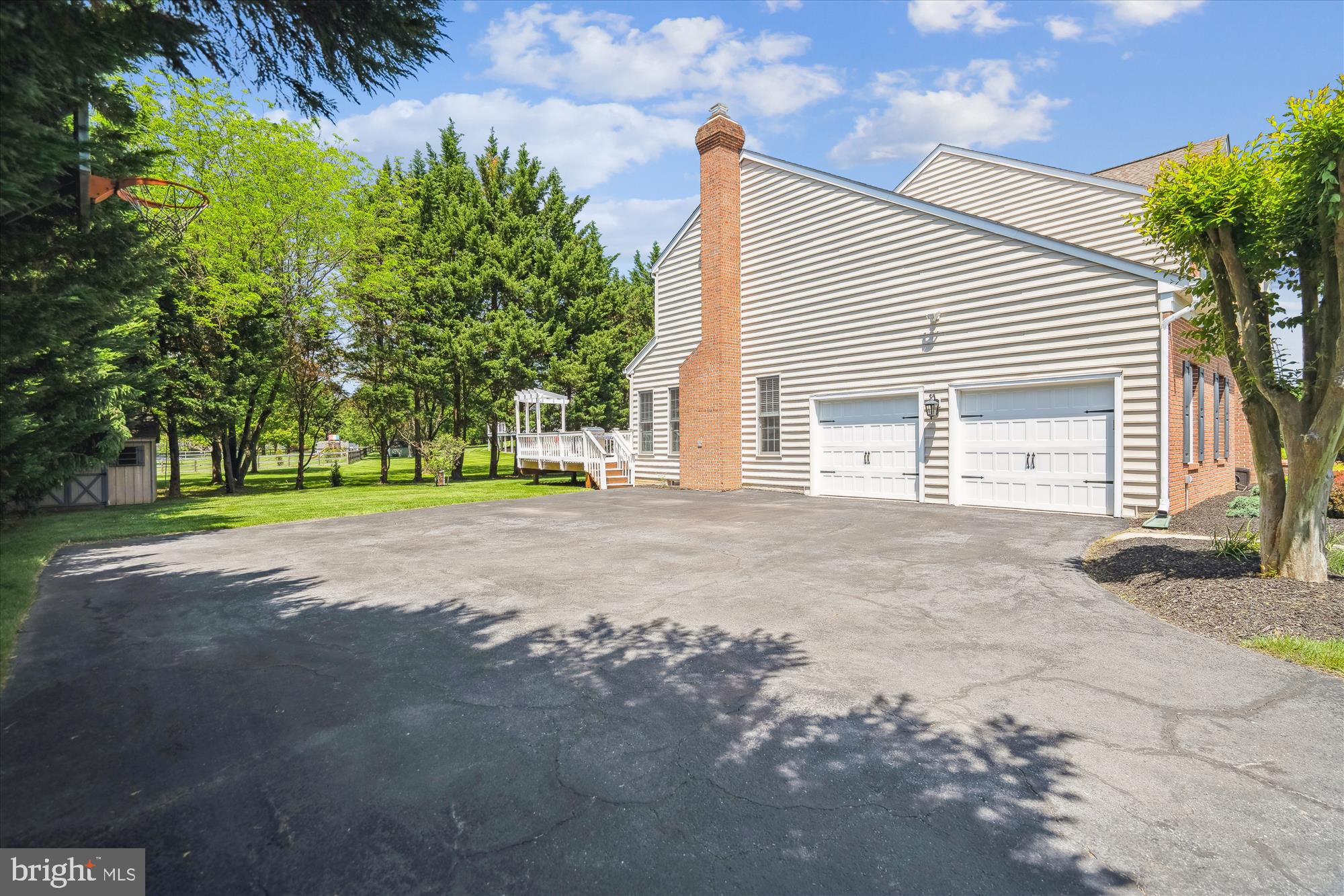 ASHLEIGH KNOLLS - Residential