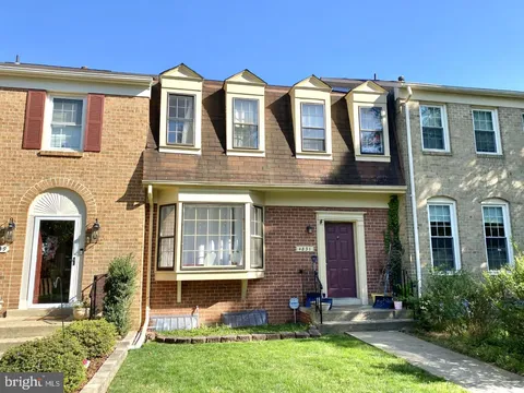 4831 Carriagepark Road, Fairfax, VA MLS: VAFX2311822