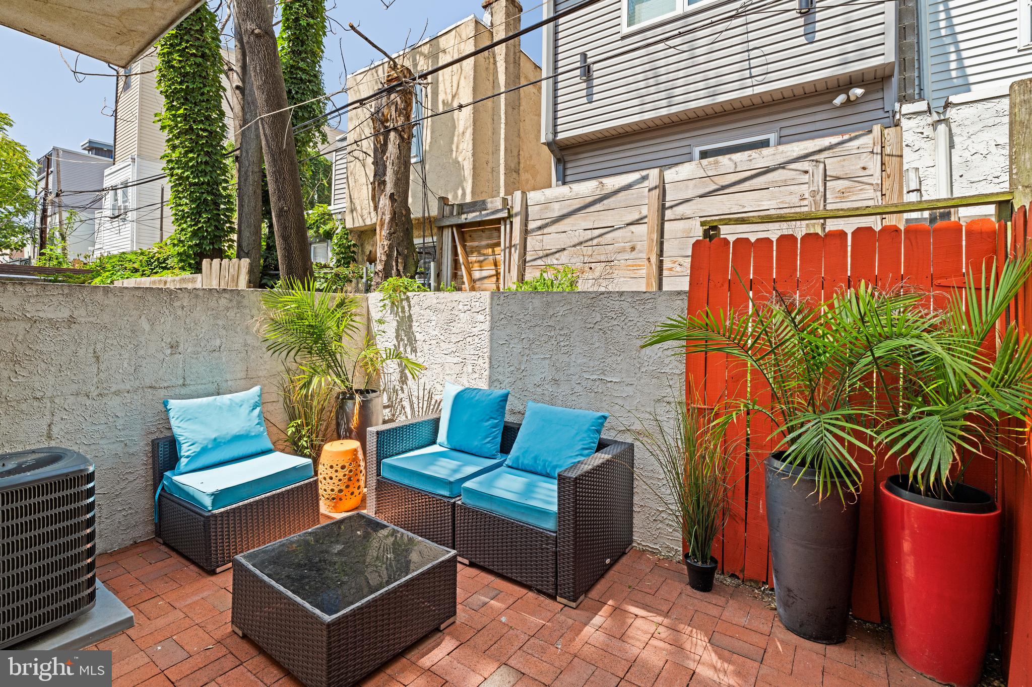 DICKINSON NARROWS - Residential