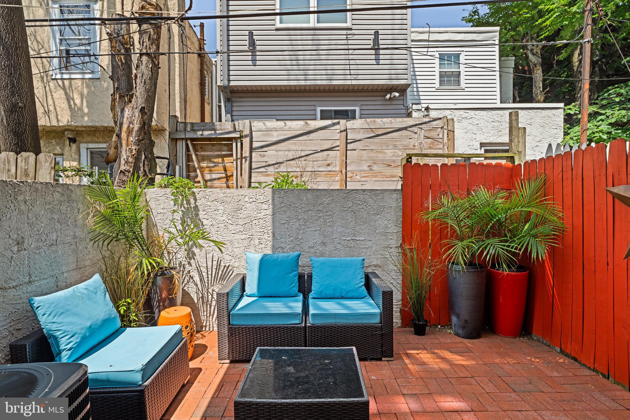 DICKINSON NARROWS - Residential