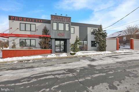 426 WARREN STREET READING PA 19601