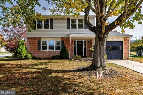 2816 W OAKLAND DRIVE WILMINGTON DE 19808