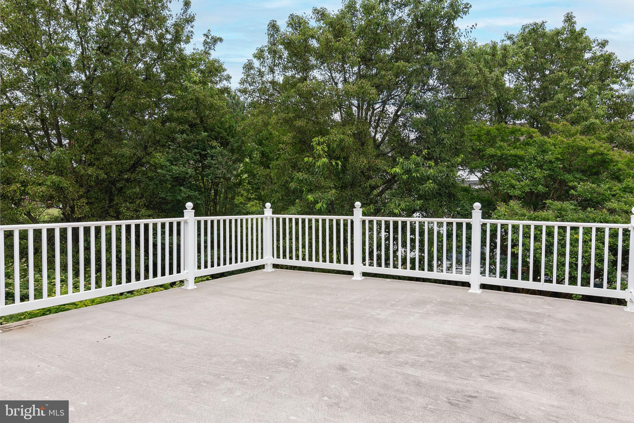 EASTON CLUB - Residential